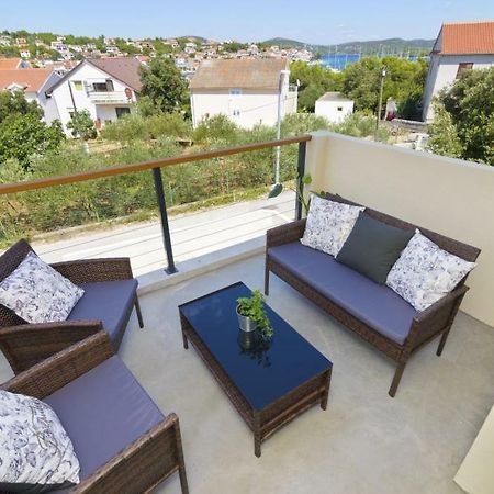 Apartment Dragana, Jezera, Island Murter Buitenkant foto
